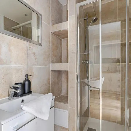 Cosy Montmartre 2p Daire *
